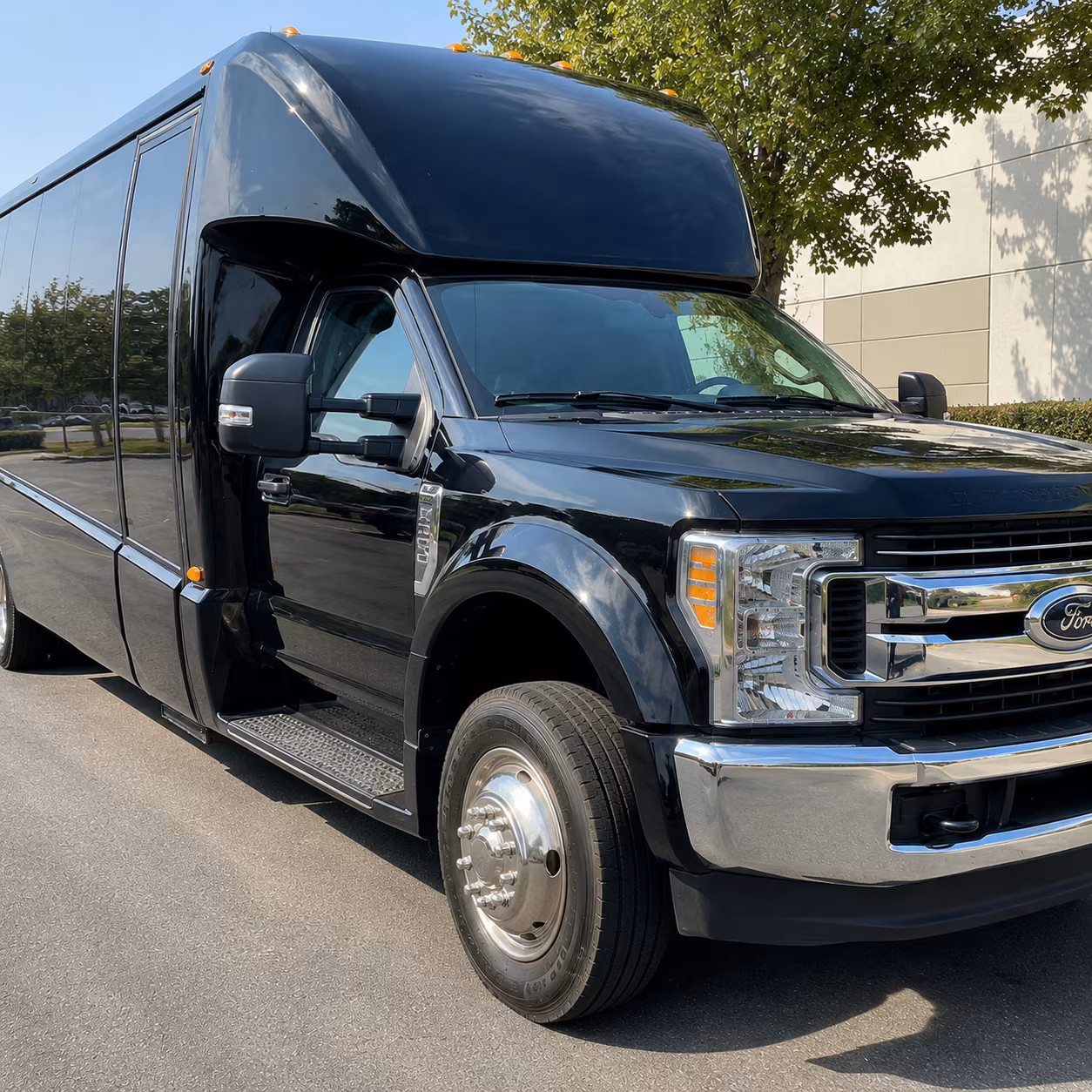 bus rentals for michigan international speedway race events
