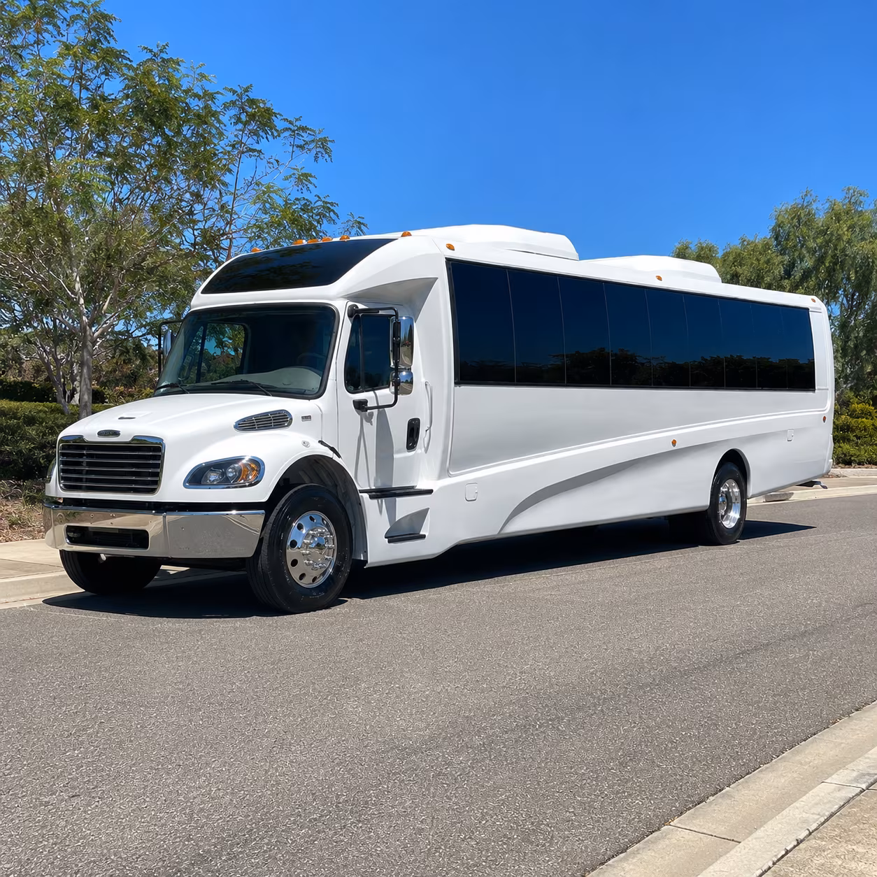 clinton 35 passenger minibus
