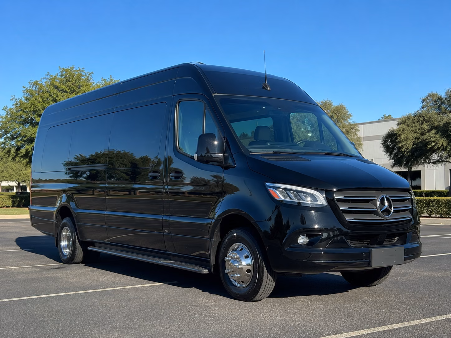 clinton charter buses
