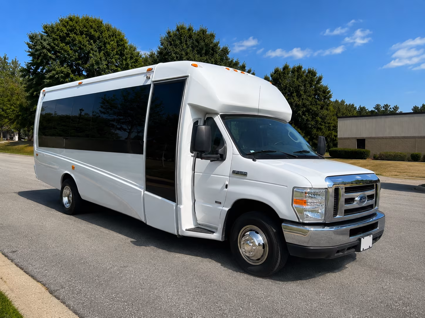 convention and conference shuttle buses from clinton to regional venues