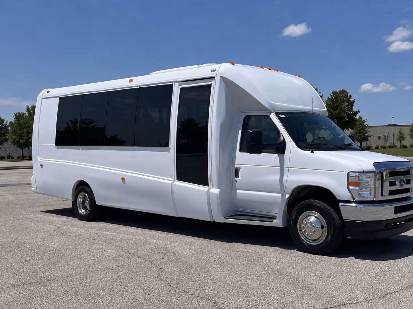 detroit casinos clinton party bus rental