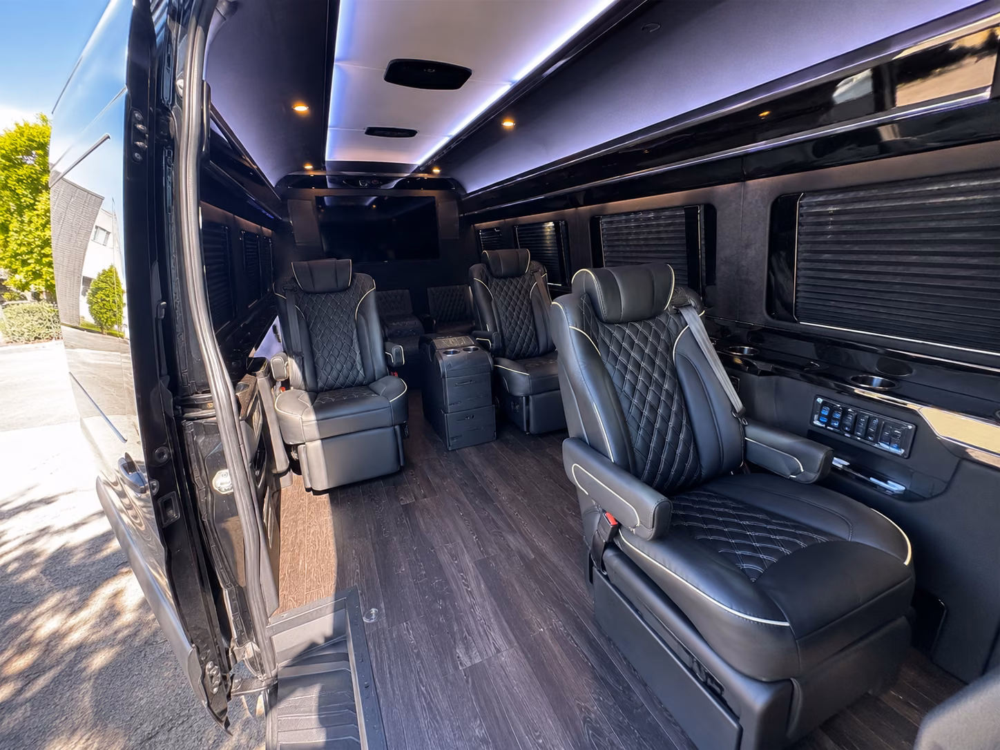 sprinter vans and minibuses for small clinton wedding groups